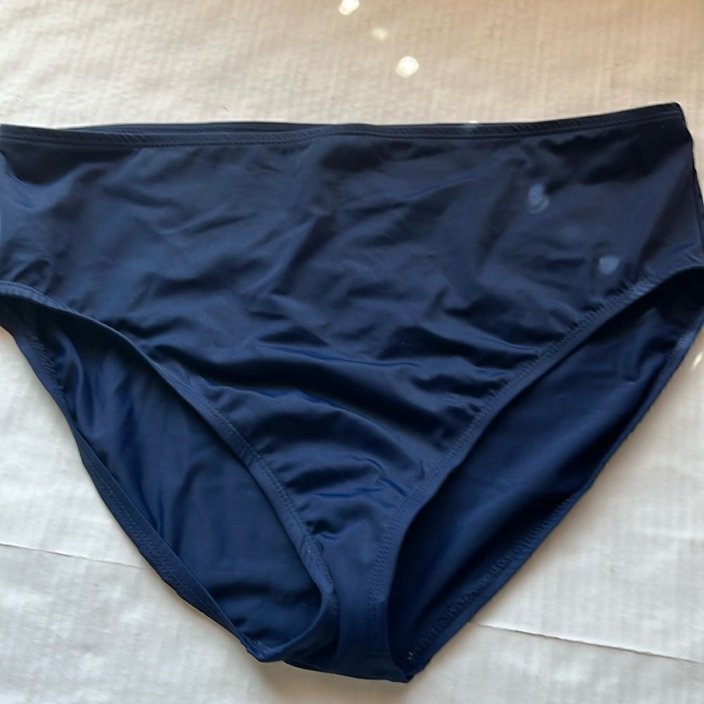 Navy swim bottoms by Kim Rogers size XL